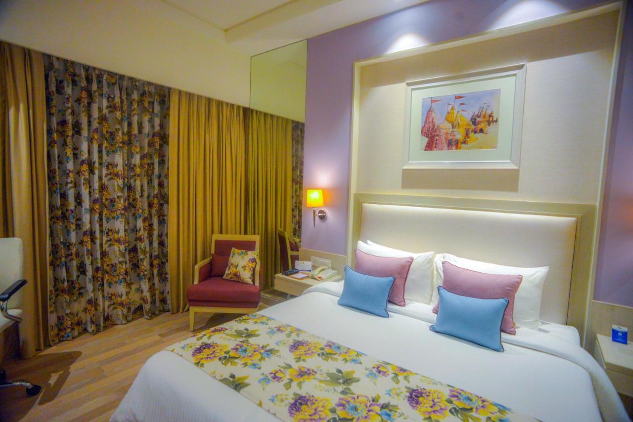 Efcee Sarovar Premiere Bhavnagar Extérieur photo